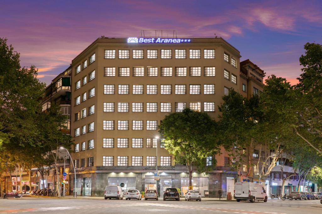 Book a cheap room in Hotel Best Aranea